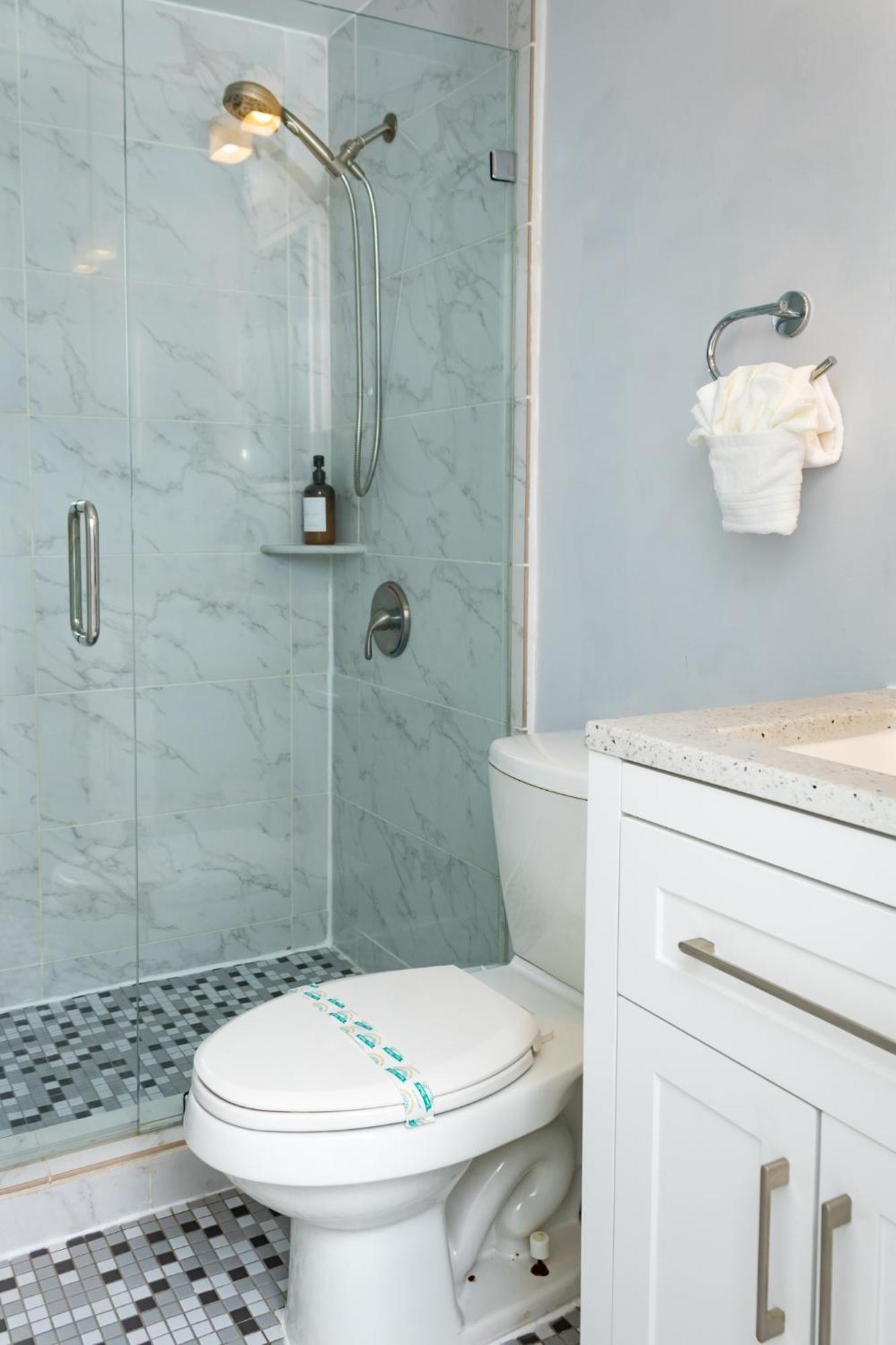 Star Oasis 1 Bedroom Downtown *